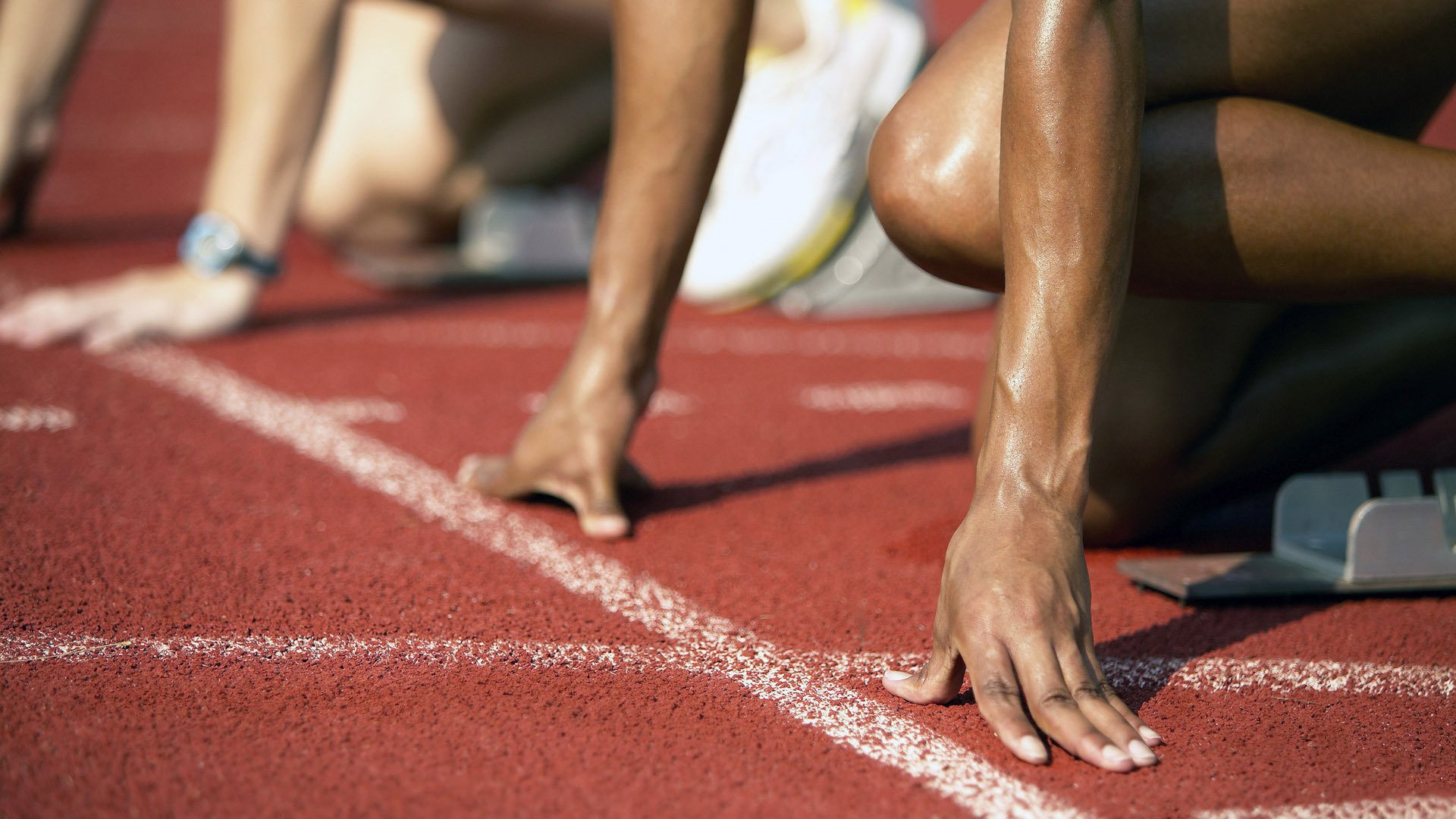 体育品牌赞助竞争激烈